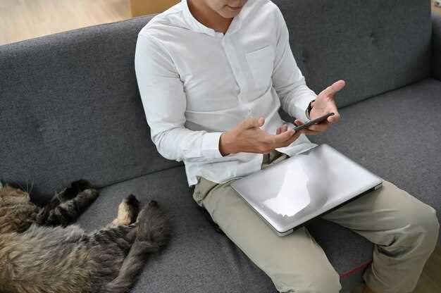 Clicker Training Basics – Teaching Sit